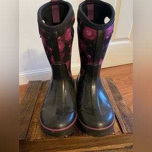 Girls Bogs size 3 Boots
